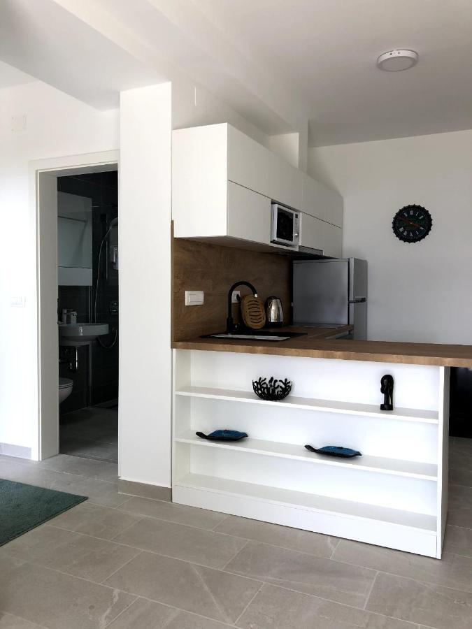 Apartments Amadea Novi Vinodolski Buitenkant foto