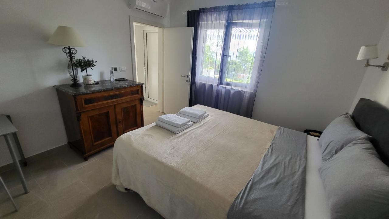 Apartments Amadea Novi Vinodolski Buitenkant foto